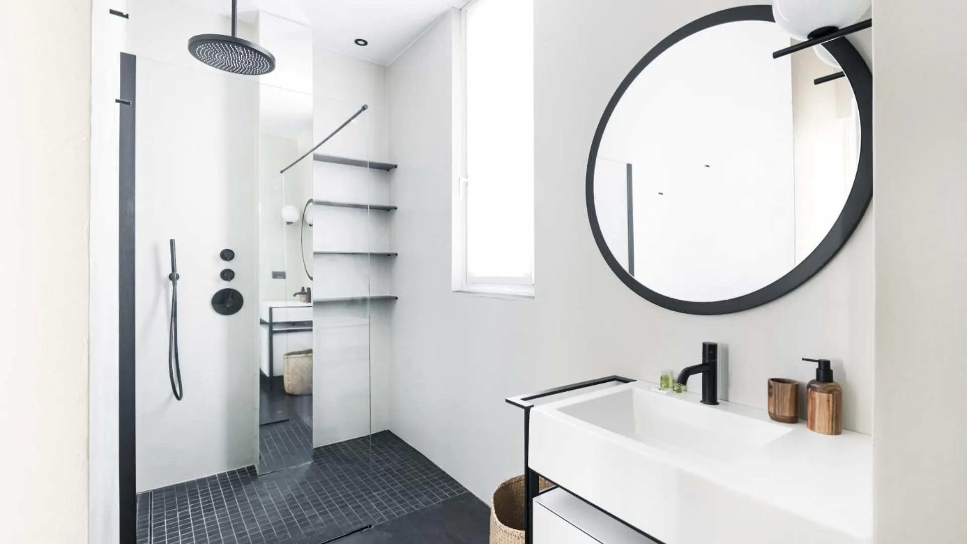 Easylife - Appartamento Con Terrazzo Vicino Duomo Milan