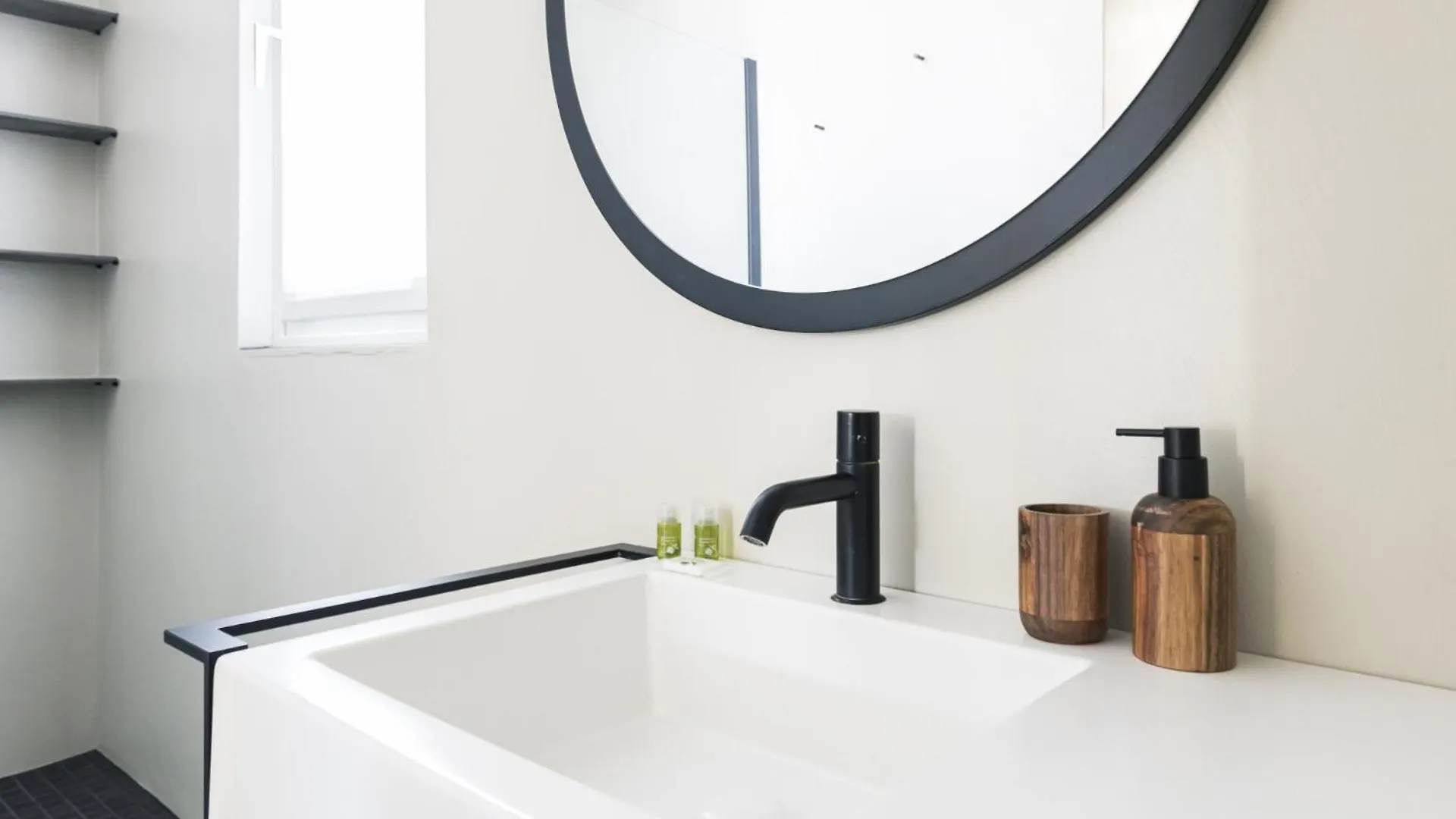 Easylife - Appartamento Con Terrazzo Vicino Duomo Milan