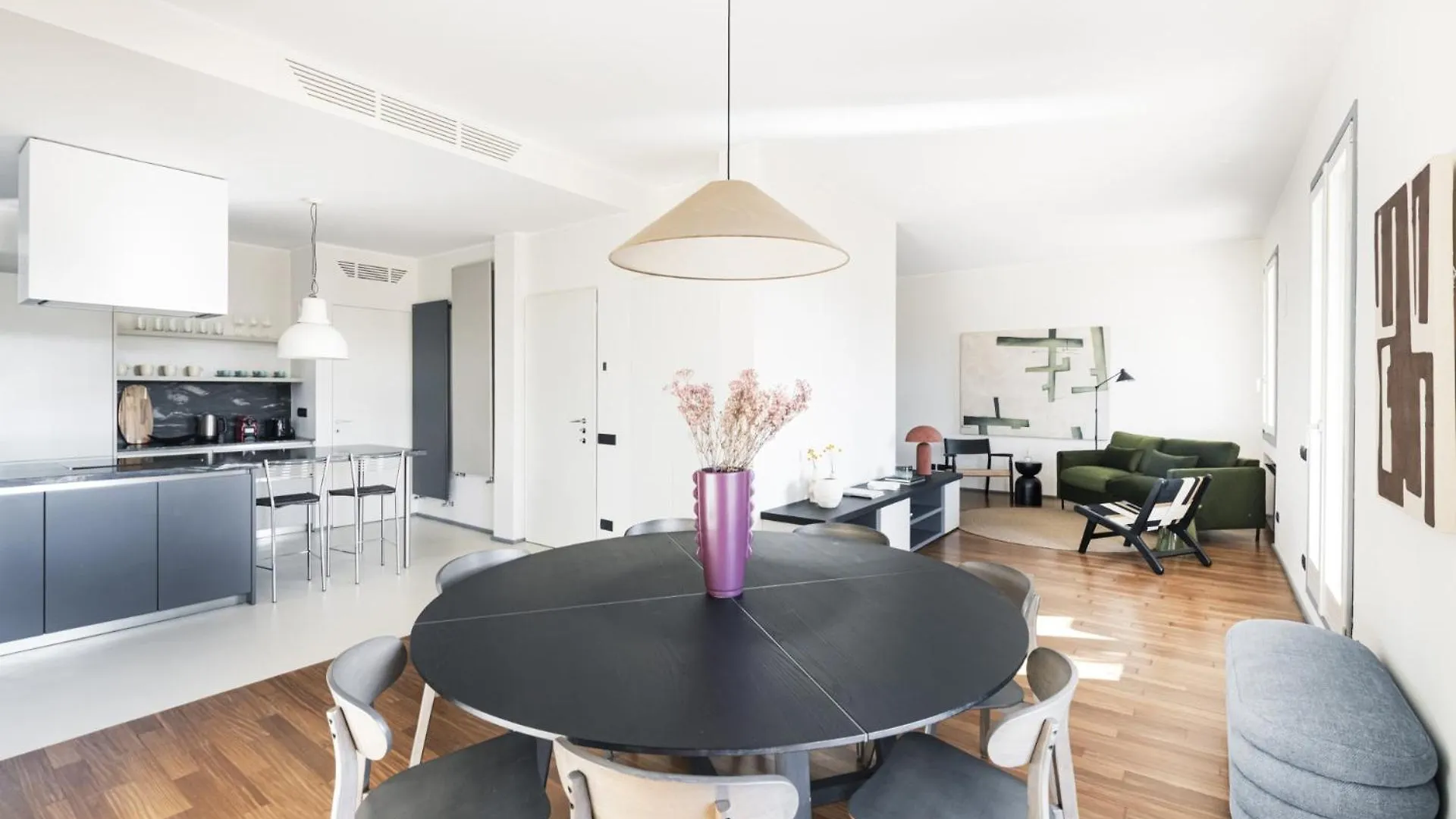 Apartment Easylife - Appartamento Con Terrazzo Vicino Duomo Milan Italy